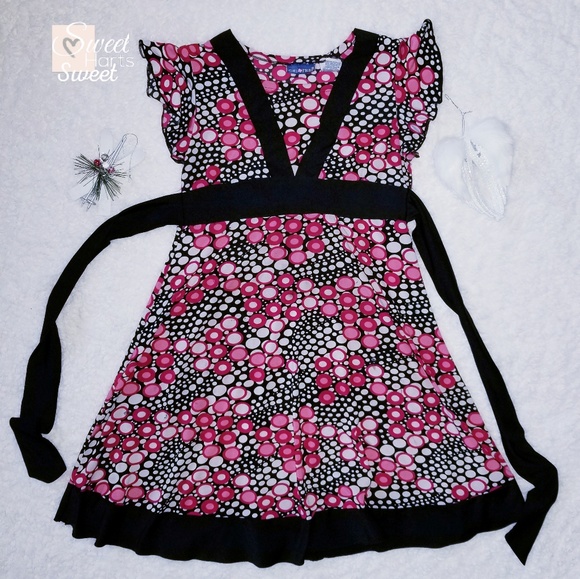 GIRL TRIBE - Picture 1 of 1